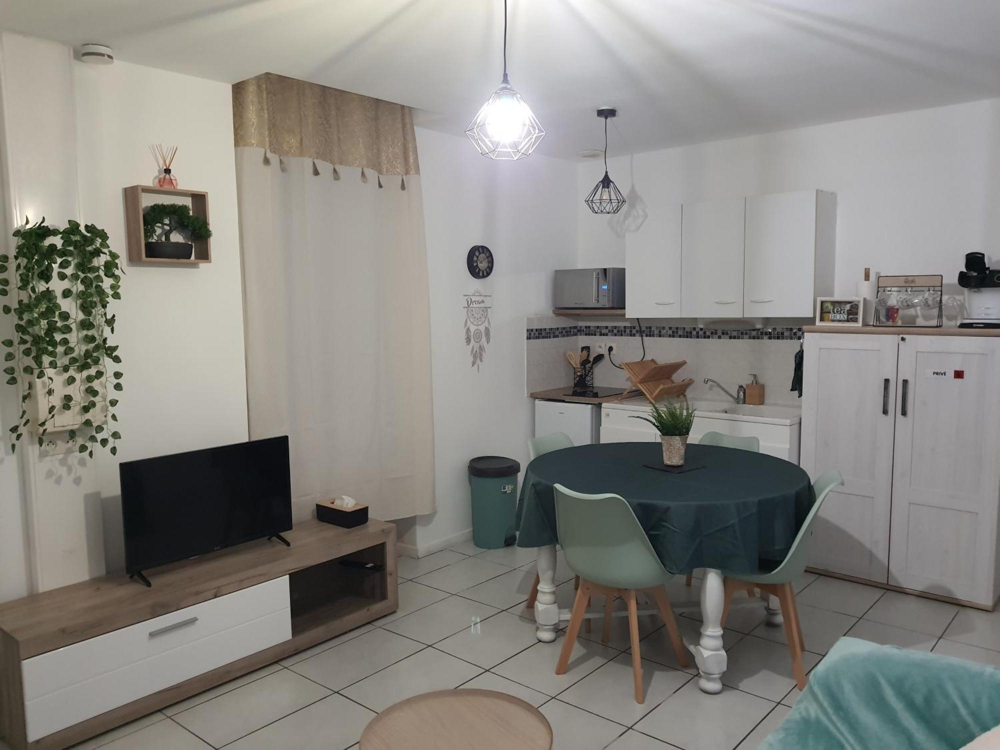 Maisonnette Abj Anneyron Exterior photo